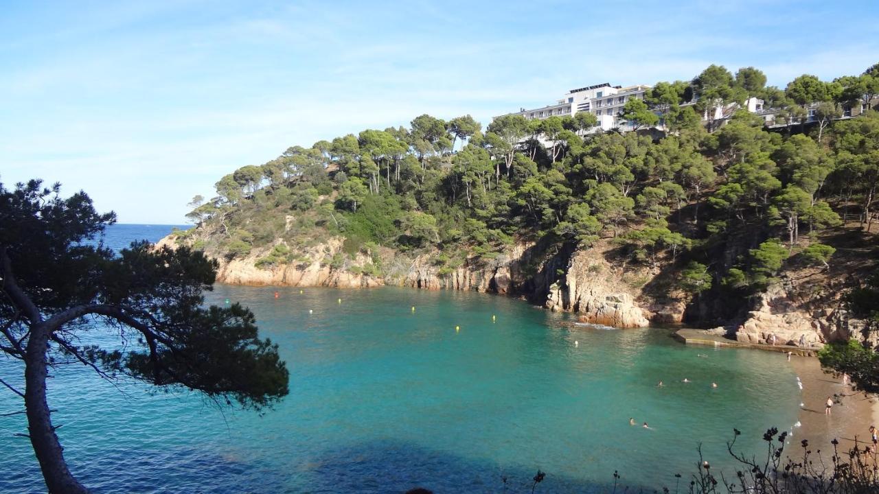 Encis D'Emporda -Adults Only- Guest House Casavells Exterior photo
